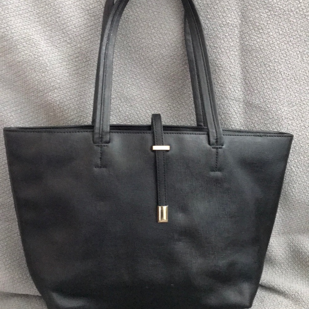 Vince  Camuto Black leather Purse